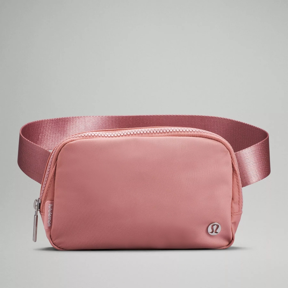 LULULEMON Everywhere Belt Bag Pink Pastel 1L NWT